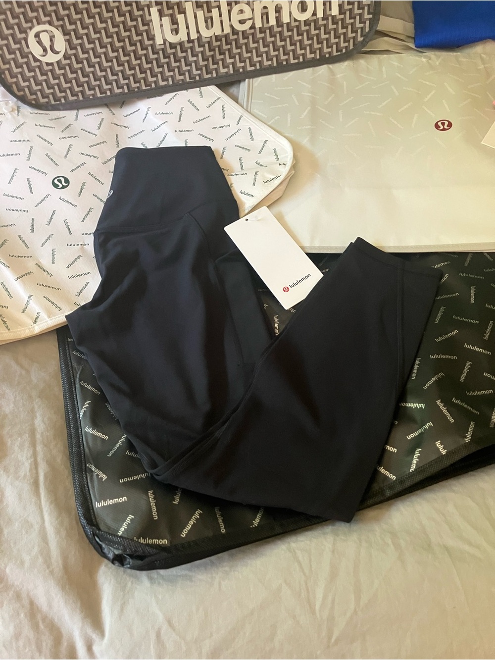 NWT Lululemon Align High-Rise Pant 25" *Pockets, Sz 6, BLACK